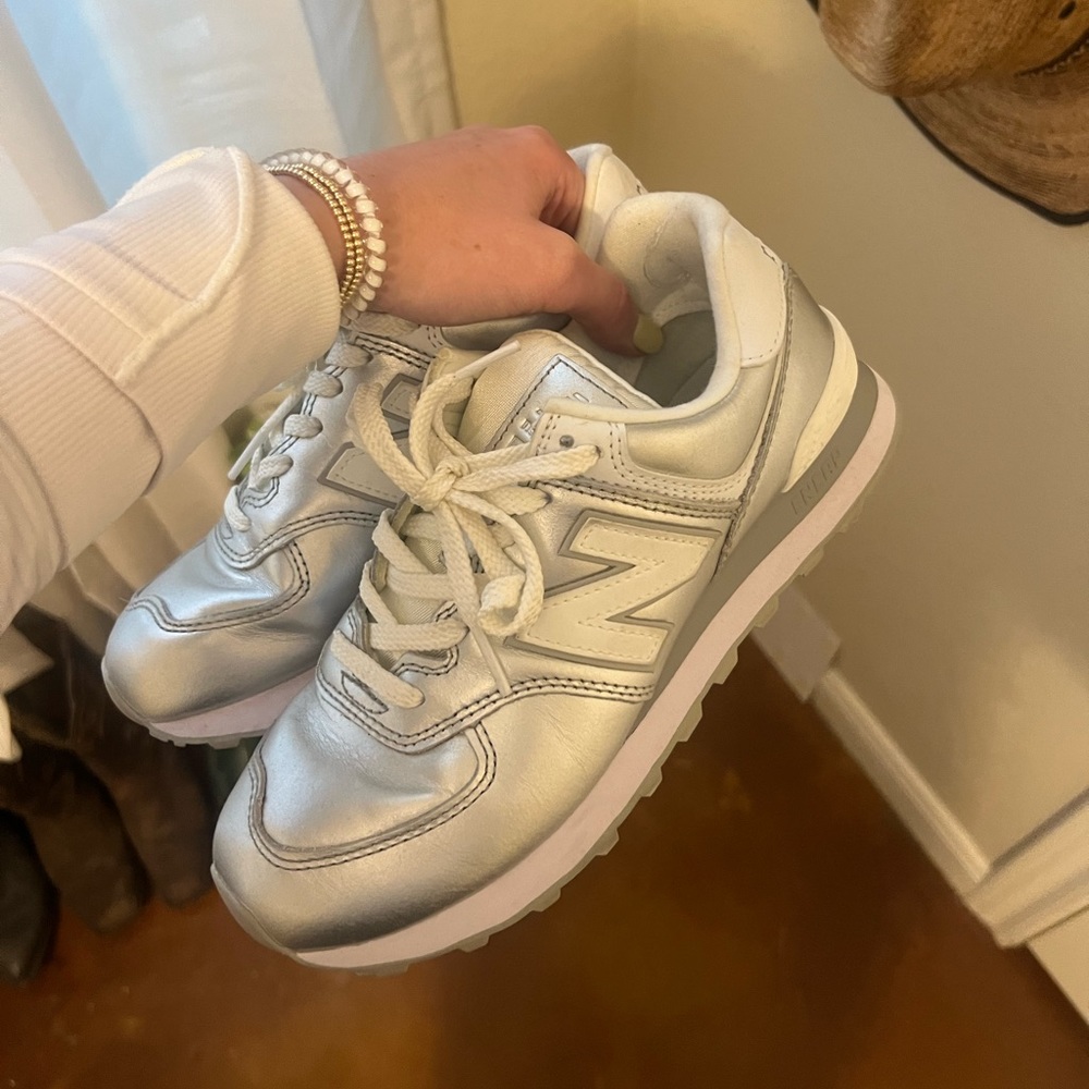 Silver New Balance 574